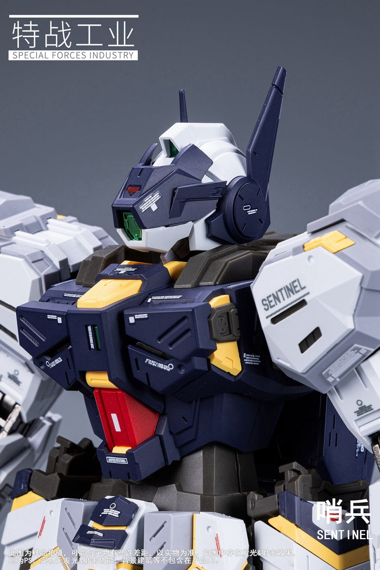 Special Forces Industry 1/100 Sentinel close up visor closed