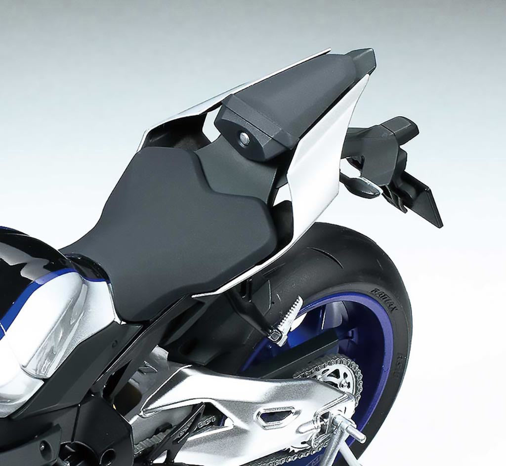 1/12 Yamaha YZF-R1M Superbike