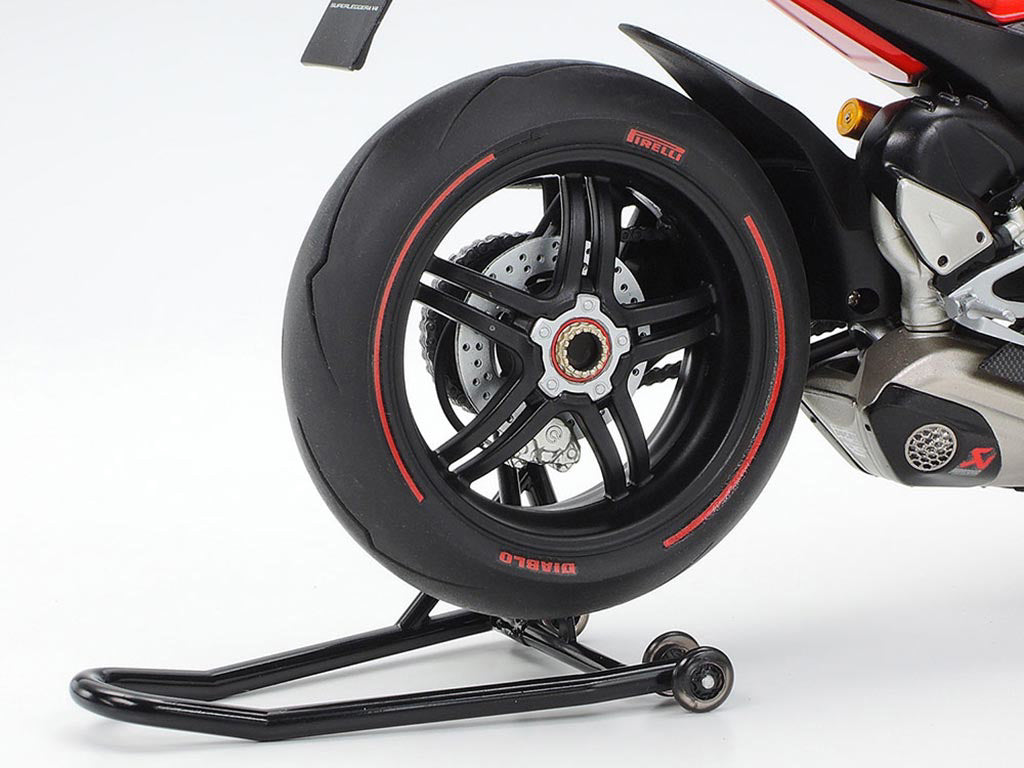 1/12 Ducati Superleggera V4