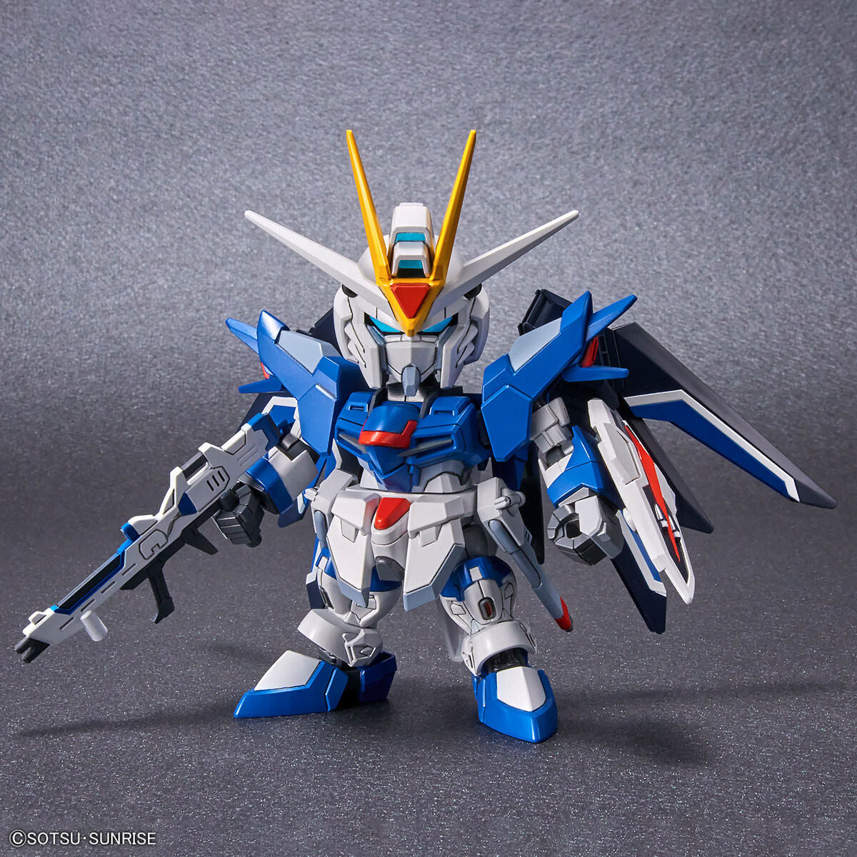 SD Gundam Ex-Standard Rising Freedom Gundam