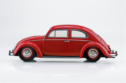 Aoshima 1/32 Volkswagen Beetle (Ruby Red) SNAP KIT