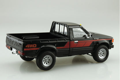 Aoshima 1/24 Datsun 720 Truck Lift Up Custom '82