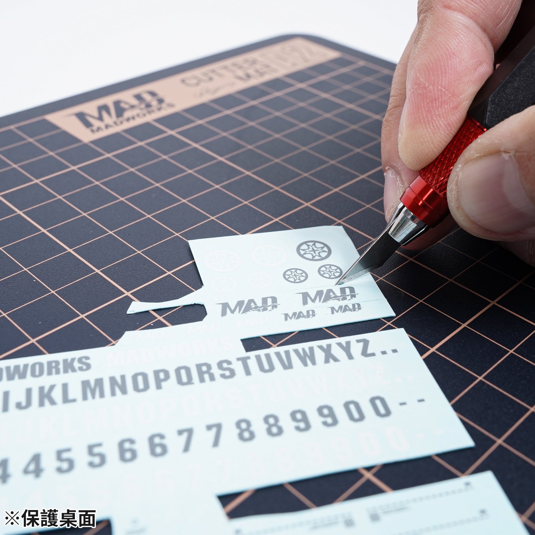 Madworks MH-28 A2 Foldable Model Cutting Mat