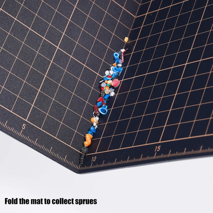 Madworks MH-28 A2 Foldable Model Cutting Mat