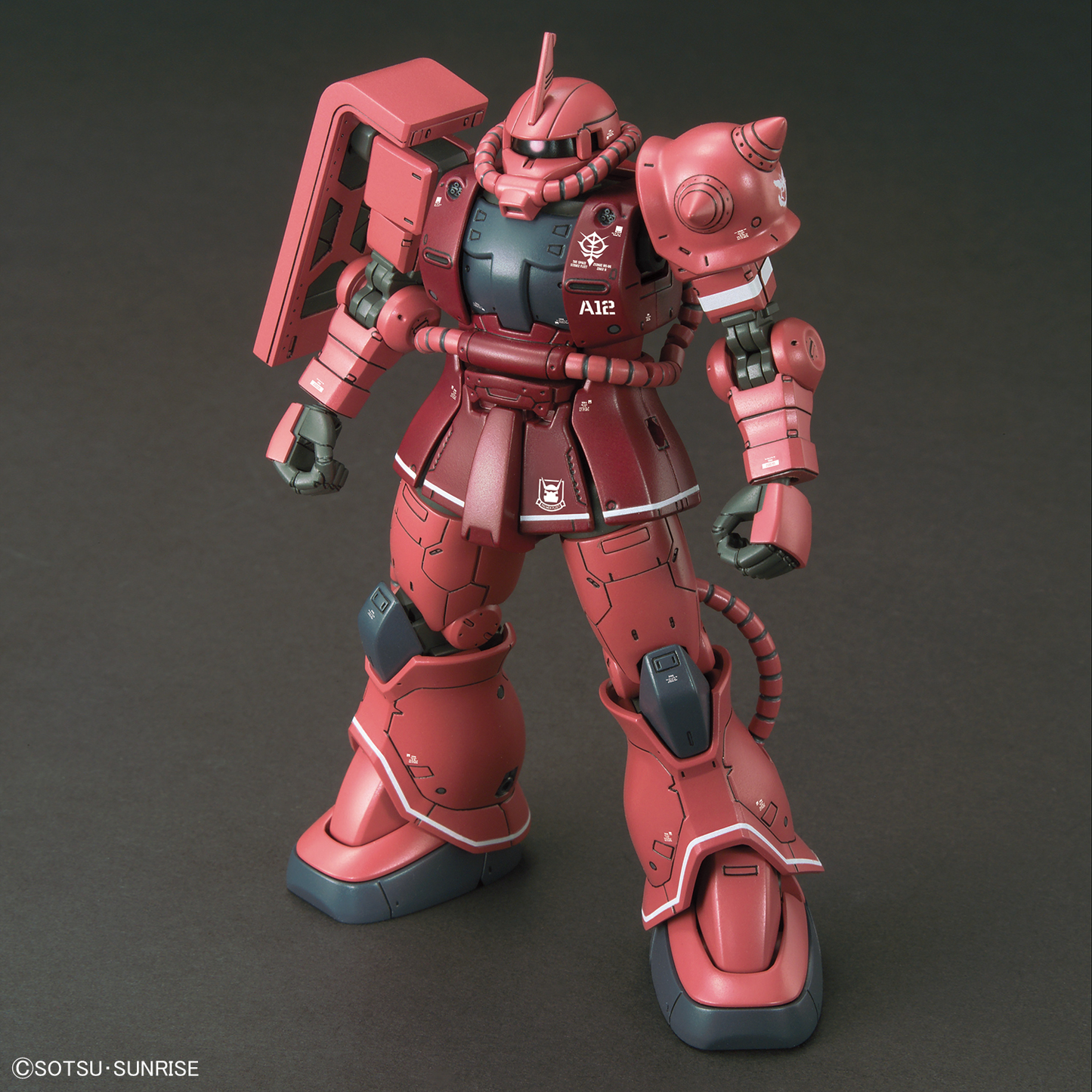 1/144 HG MS-06S Zaku II Principality of Zeon Char Aznable's Mobile Suit Red Comet Ver.