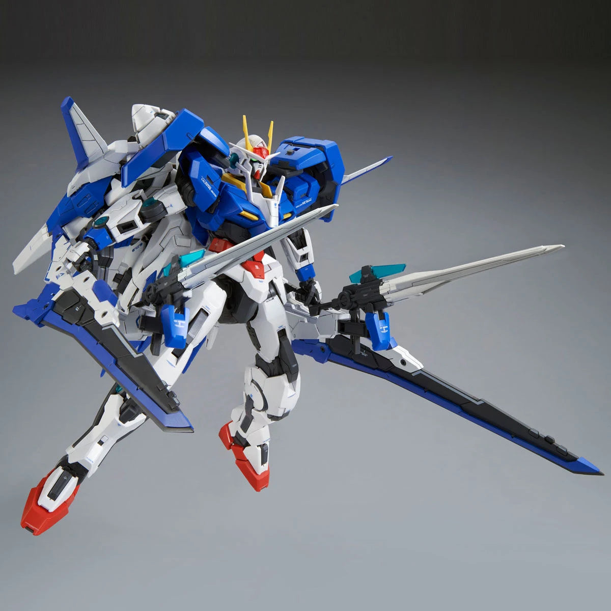 MG 1/100 00 XN Raiser (P Bandai)