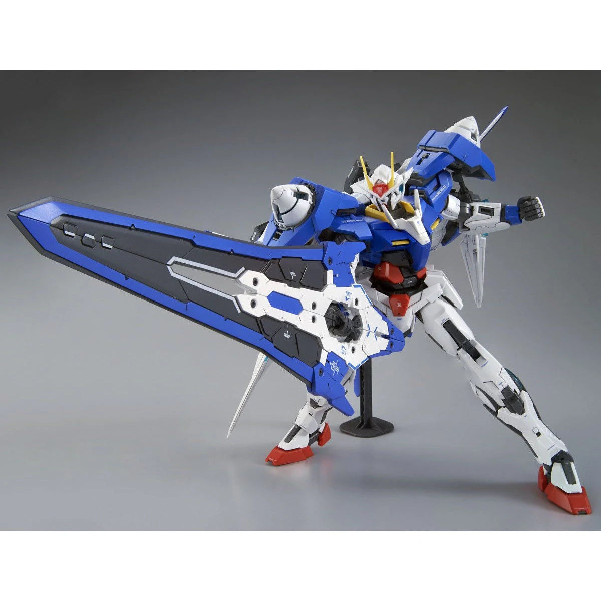 MG 1/100 00 XN Raiser (P Bandai)