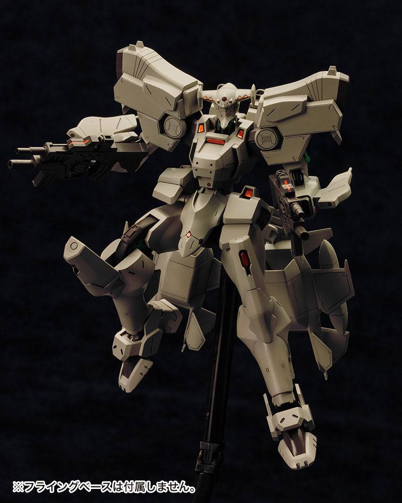 Muv-Luv Alternative: 1/144 F-15 ACTV Active Eagle [Damaged Box]